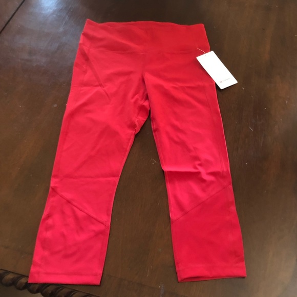 LULULEMON PACE RIVIAL CROP “22 - Picture 3 of 6